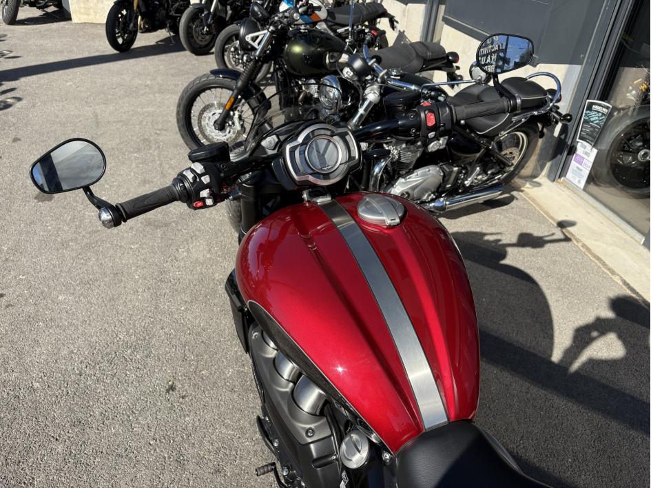 TRIUMPH ROCKET 3 R STORM