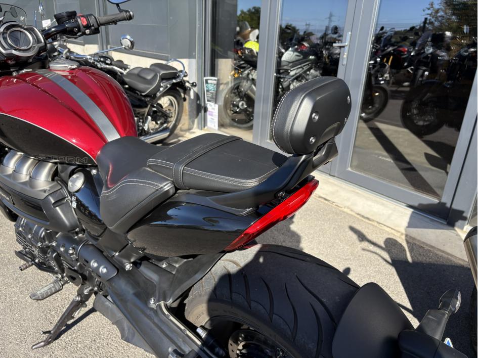 TRIUMPH ROCKET 3 R STORM