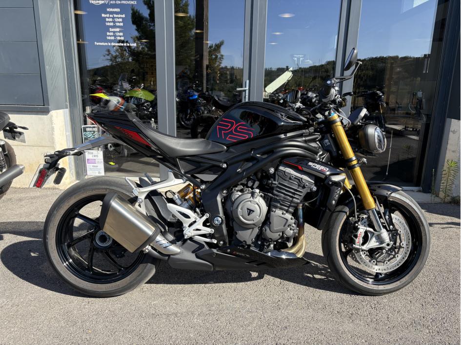 TRIUMPH SPEED TRIPLE 1200 RS