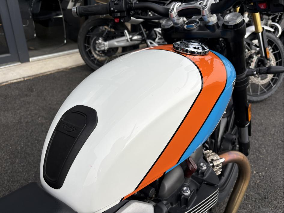 TRIUMPH SPEED TWIN 900 A2