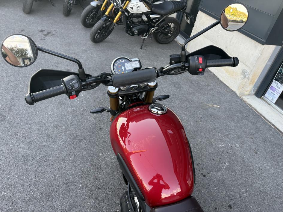 TRIUMPH Scrambler 400 X