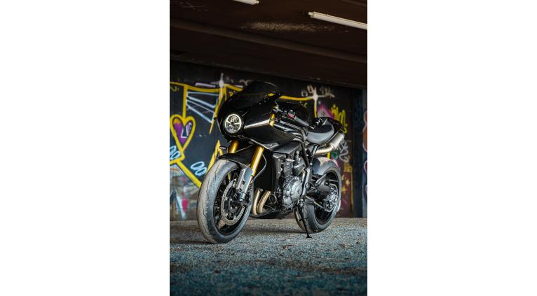 TRIUMPH SPEED TRIPLE 1200 RR