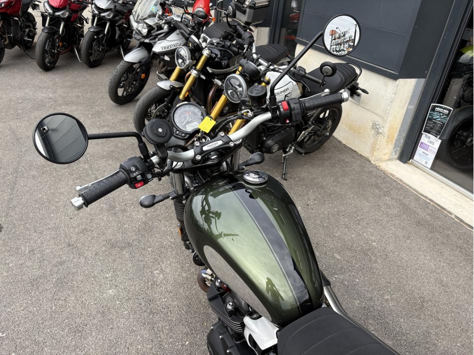 TRIUMPH SCRAMBLER 900 CHROME EDITION 