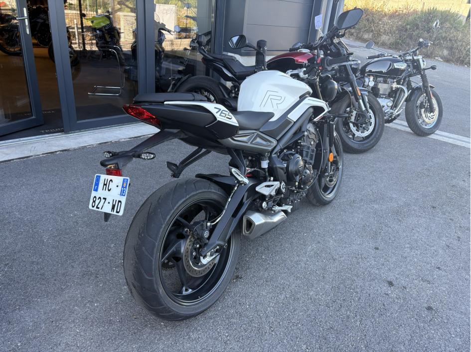 TRIUMPH STREET TRIPLE 765 R A2