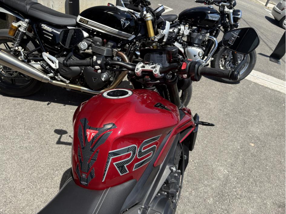 TRIUMPH STREET TRIPLE 765 RS