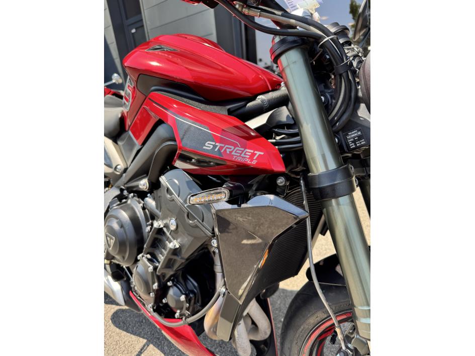 TRIUMPH STREET TRIPLE 765 RS