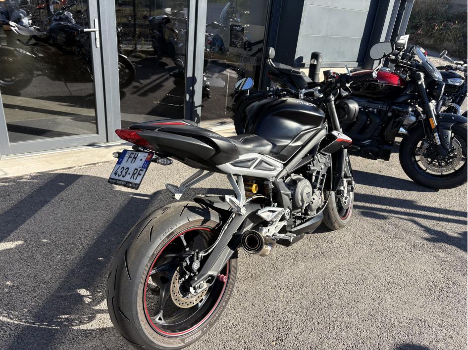 TRIUMPH STREET TRIPLE 765 RS