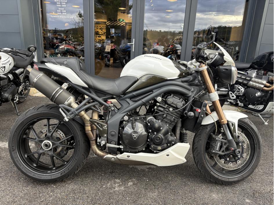 TRIUMPH SPEED TRIPLE 1050