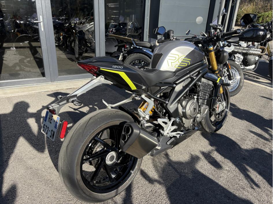TRIUMPH SPEED TRIPLE 1200 RS