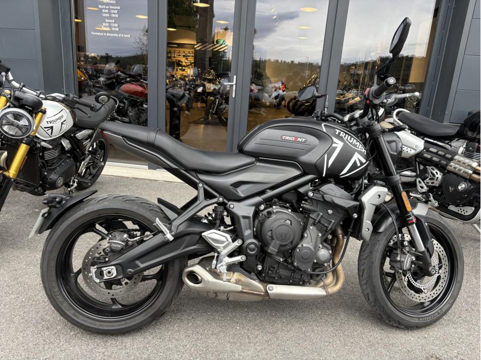 TRIUMPH TRIDENT 660 A2