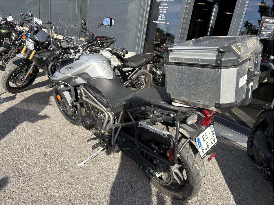 TRIUMPH TIGER 800 XRX LRH