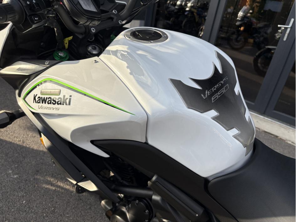 KAWASAKI VERSYS 650