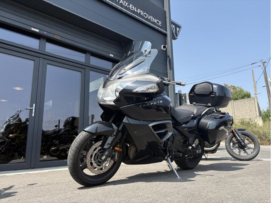 TRIUMPH TROPHY 1200 SE