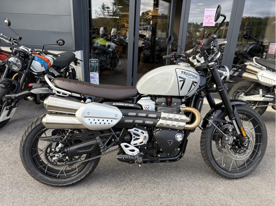 TRIUMPH SCRAMBLER 1200 X 