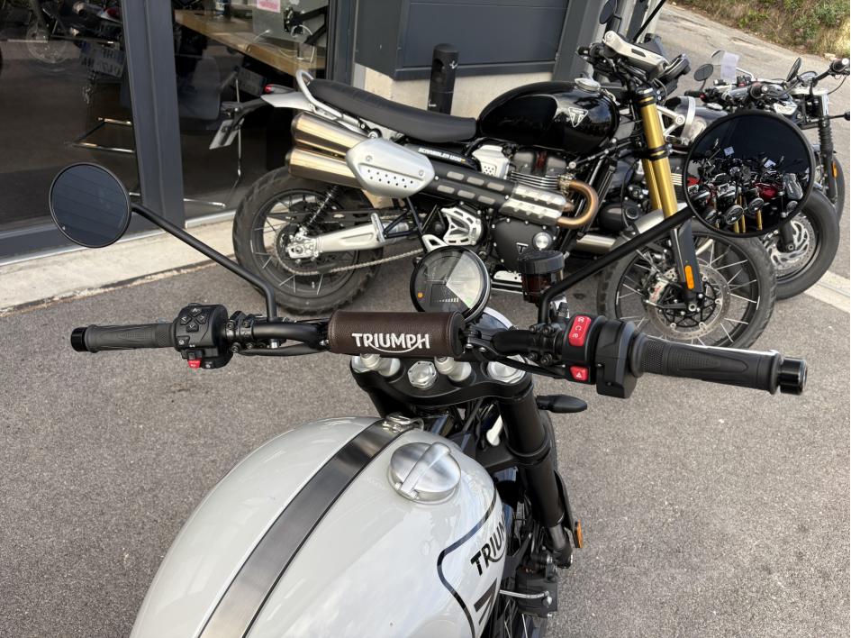 TRIUMPH SCRAMBLER 1200 X 