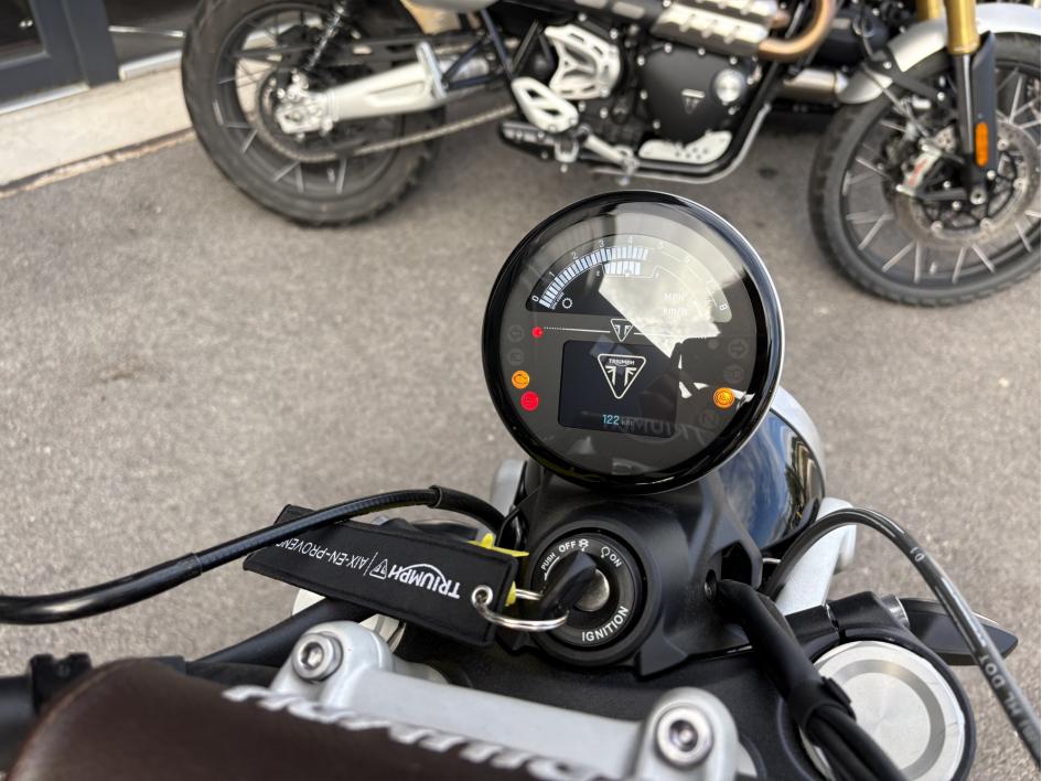 TRIUMPH SCRAMBLER 1200 X 