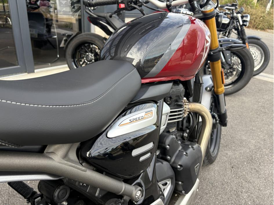 TRIUMPH SPEED 400