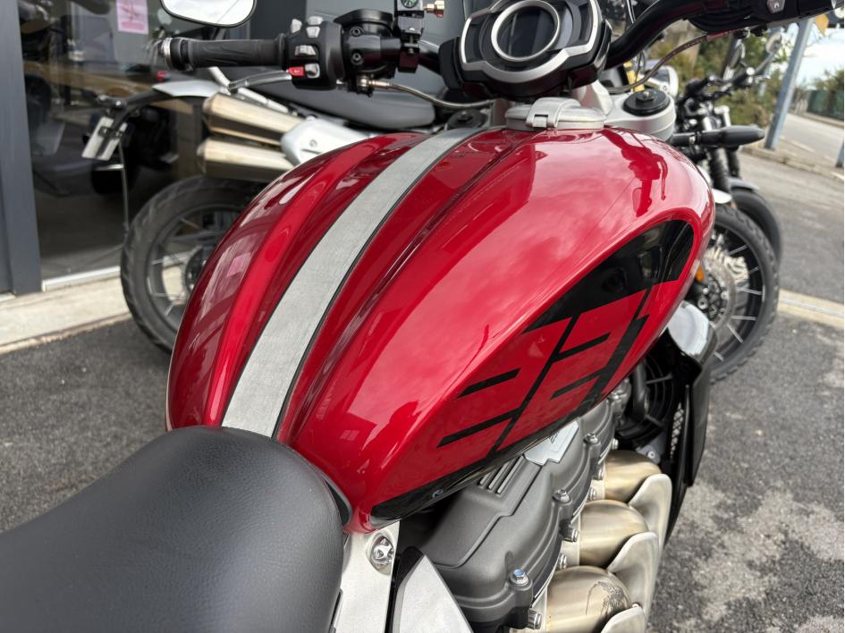 TRIUMPH ROCKET 3 R 221 Edition