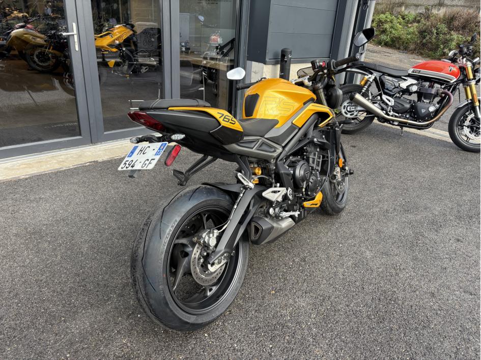 TRIUMPH STREET TRIPLE 765 RS