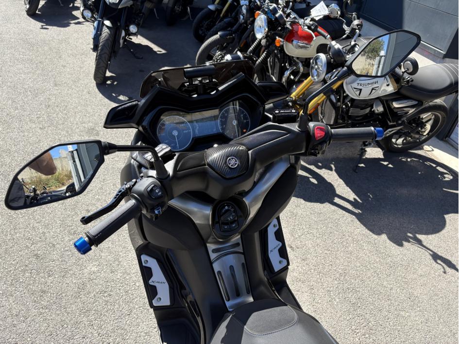 YAMAHA XMAX 300 Tech Max