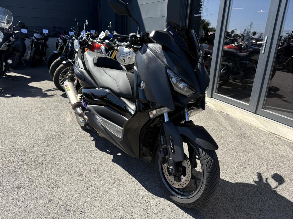YAMAHA XMAX 300 Tech Max