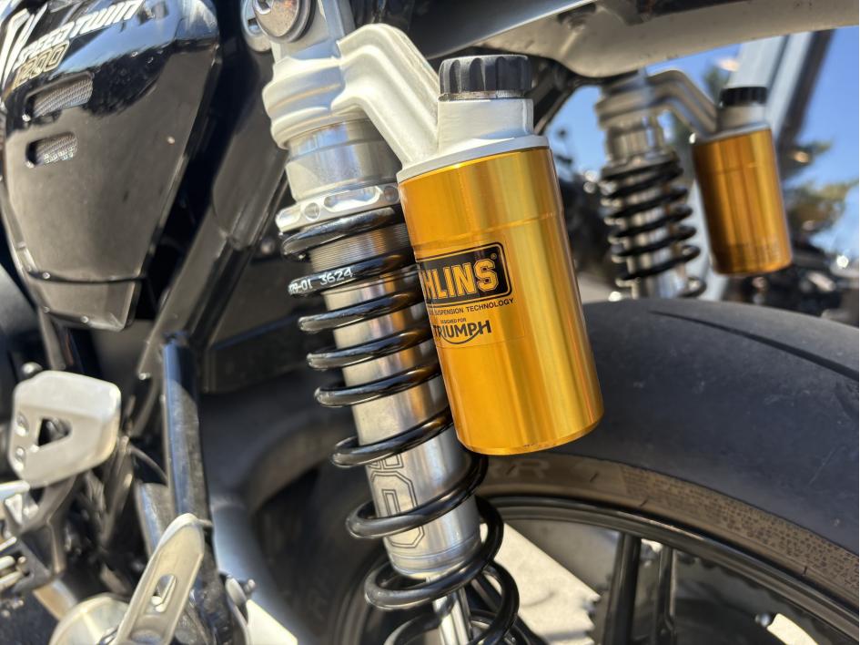 TRIUMPH SPEED TWIN 1200 RS