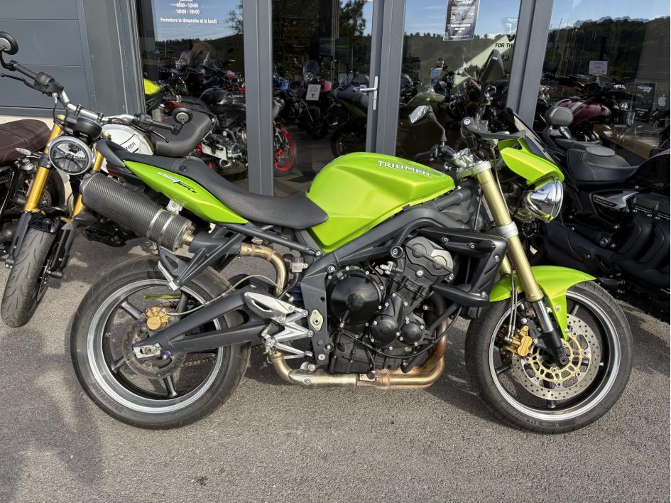 TRIUMPH STREET TRIPLE 675 SUPERBE ÉTAT 
